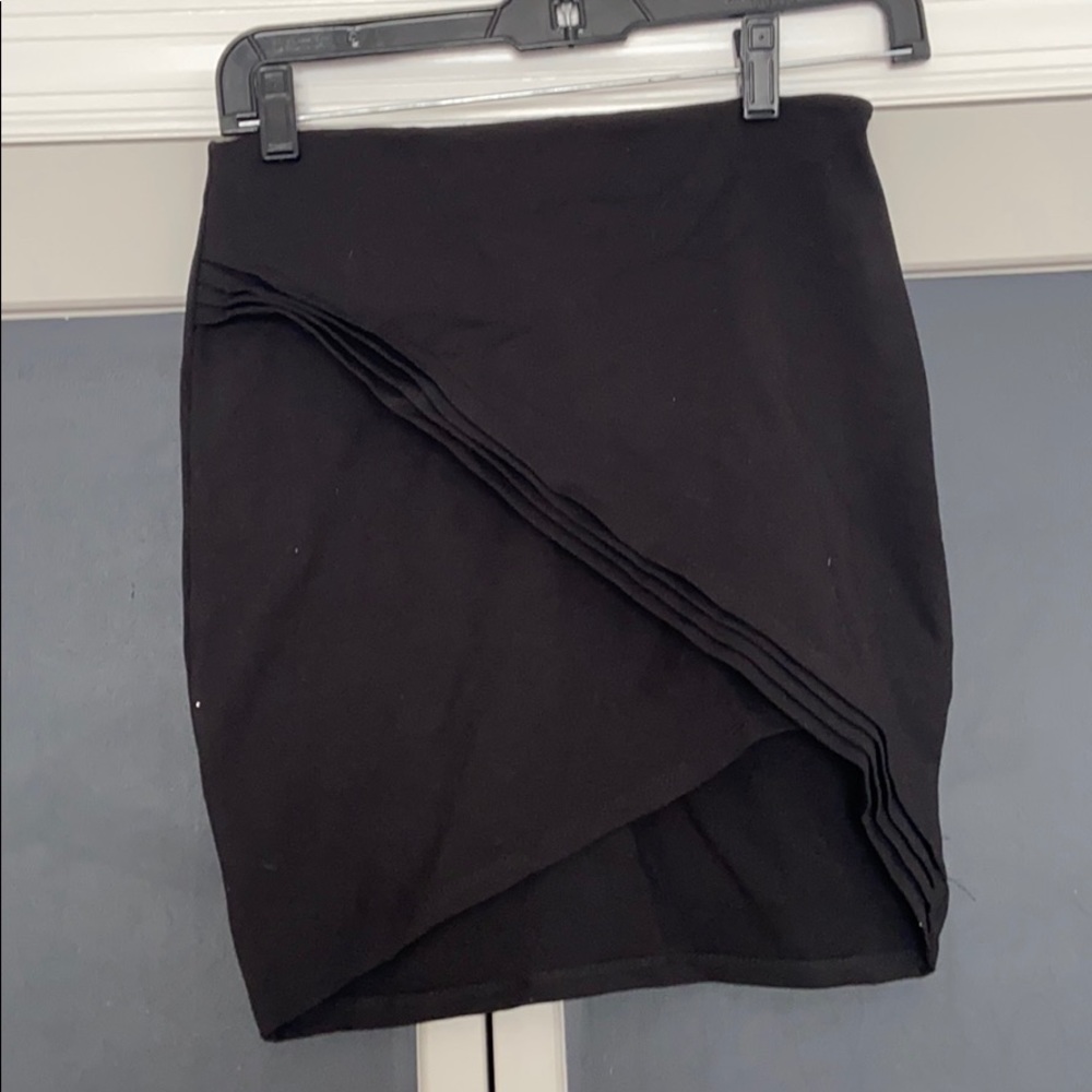 Windsor Slit Mini Skirt